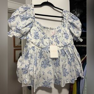 Bed and breakfast seashell top from Selkie